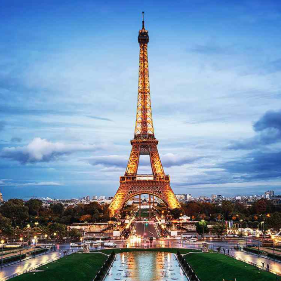  Eiffel Tower